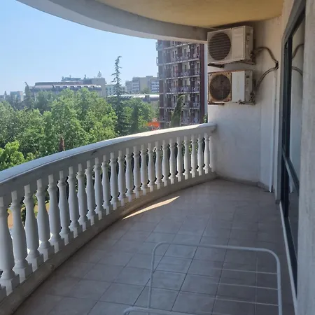 мирамар палас, роял апарт * סאני ביץ'